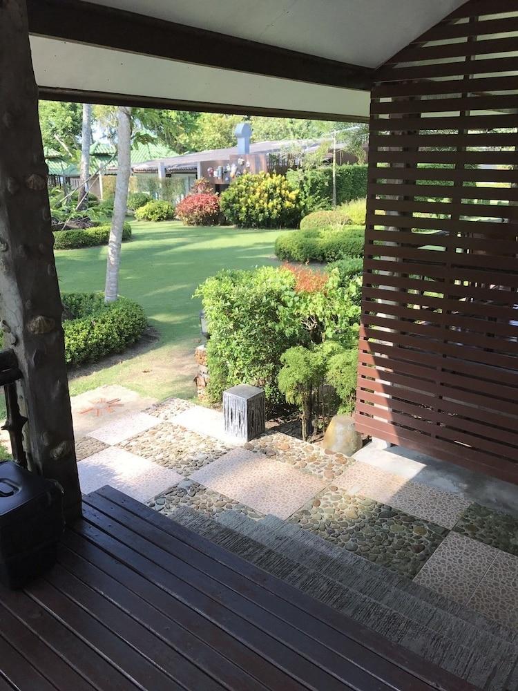 Dusita Koh Kood Resort Ko Kut Exterior foto